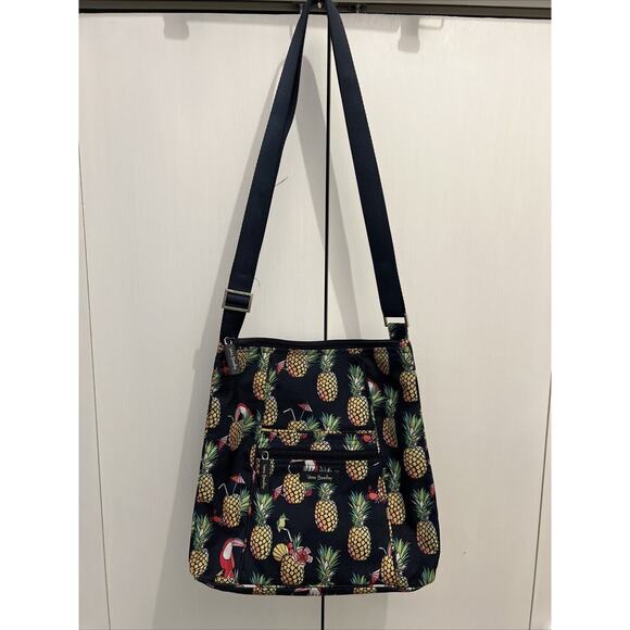 Vera Bradley Lighten Up Hipster Toucan Party Crossbody Navy Pineapples GUC! - Picture 2 of 6